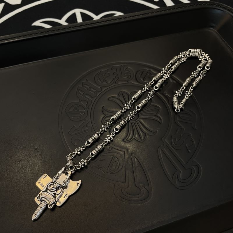 Ch*0me He**ts necklaces